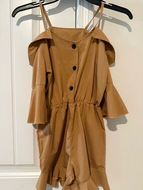 Camel Cold-Shoulder Button Romper